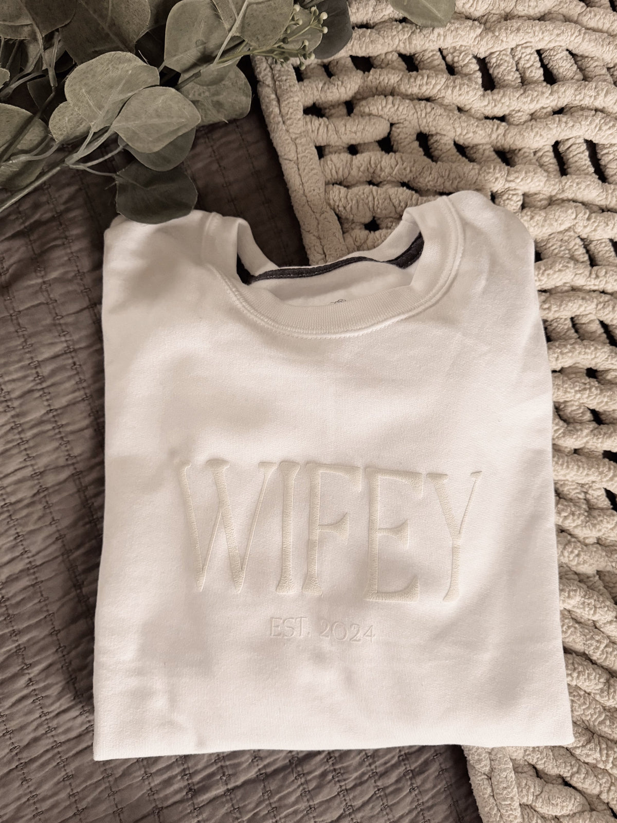 Wifey & Mama Puff Vinyl Crewneck