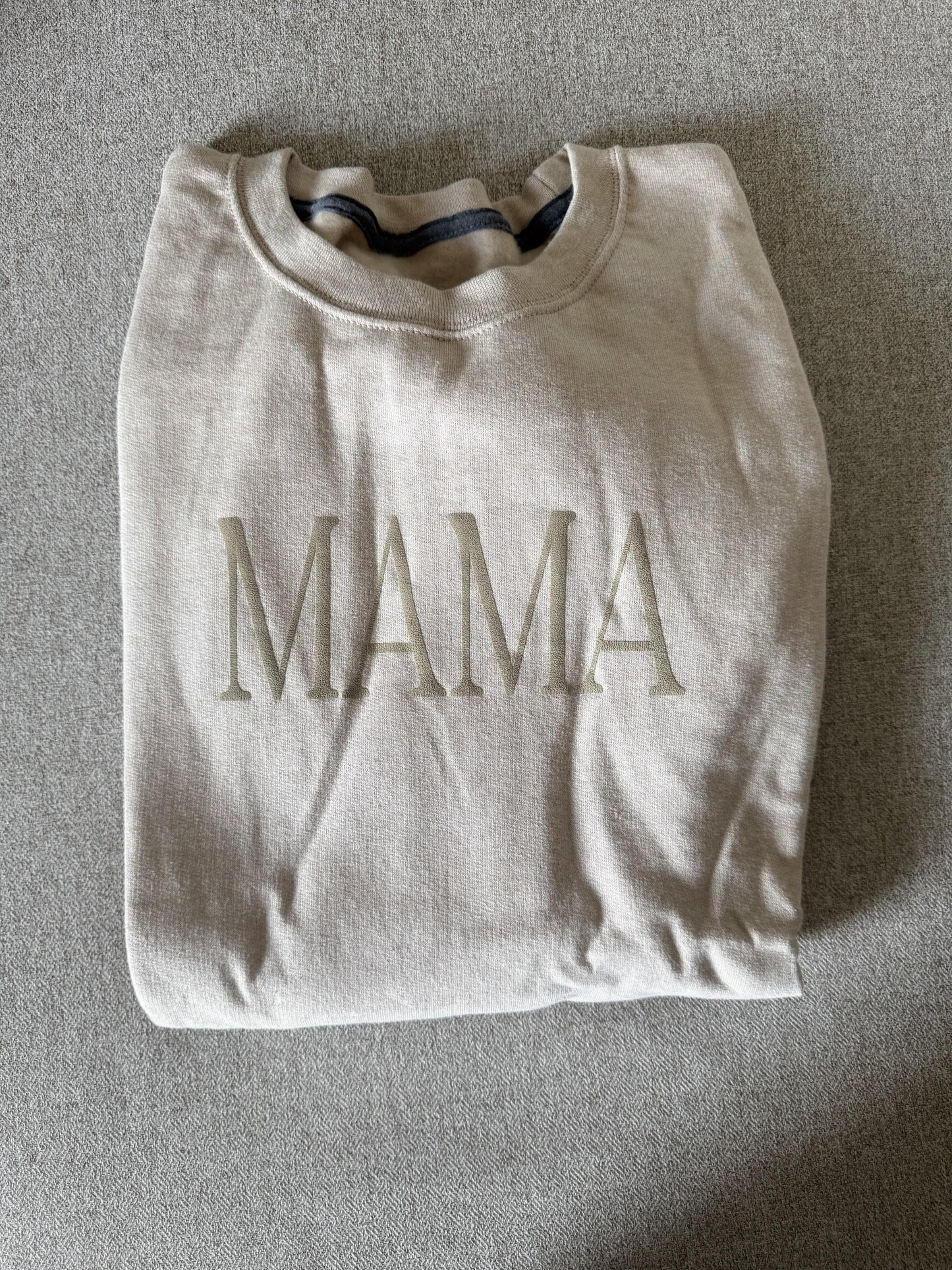 Personalized Puff Vinyl Sweatshirts / Crewneck, Custom, Neutral, Gift, Christmas Gift, Auntie, Grandma Gift, Mama, Birthday