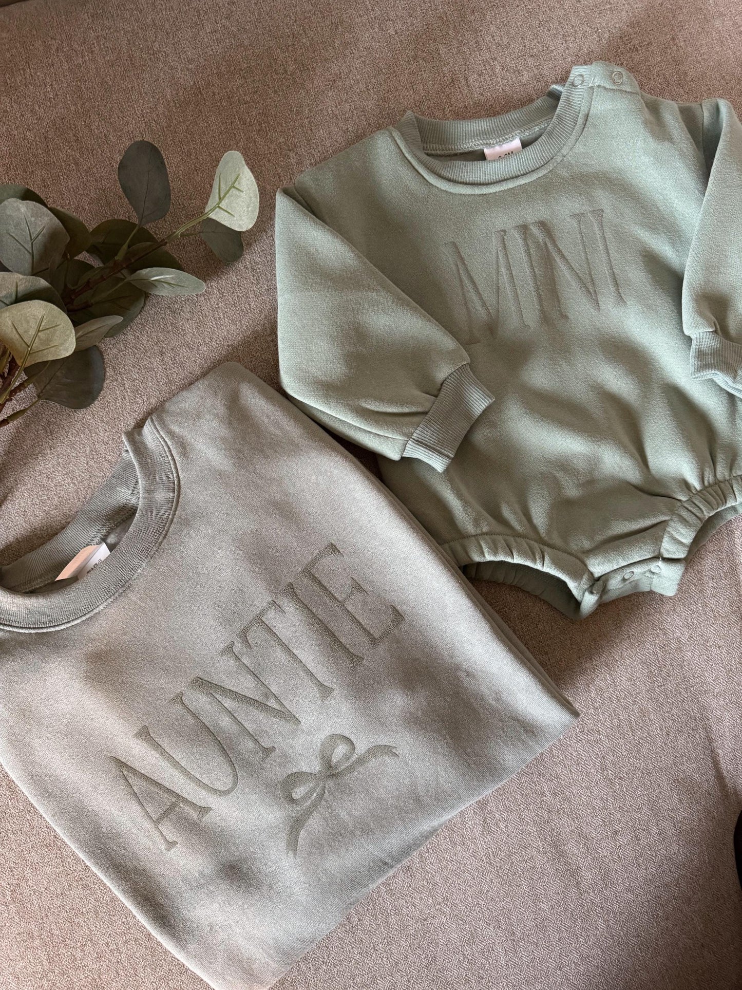 Personalized Mommy and Me Matching Puff Vinyl Apparel / Crewneck, Bubble Romper, Mama, Mini, Custom, Neutral, Sleeve Customization