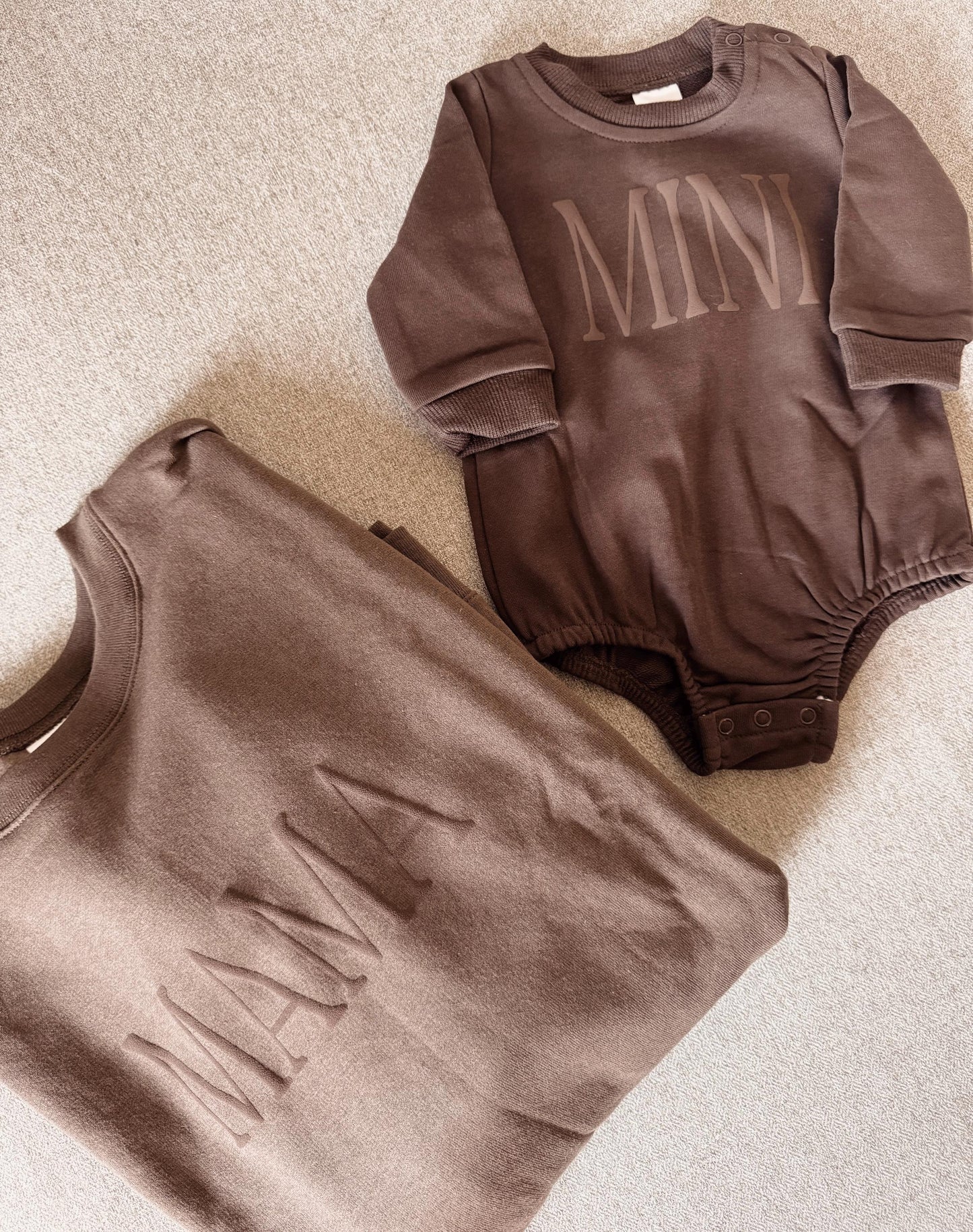 Personalized Mommy and Me Matching Puff Vinyl Apparel / Crewneck, Bubble Romper, Mama, Mini, Custom, Neutral, Sleeve Customization