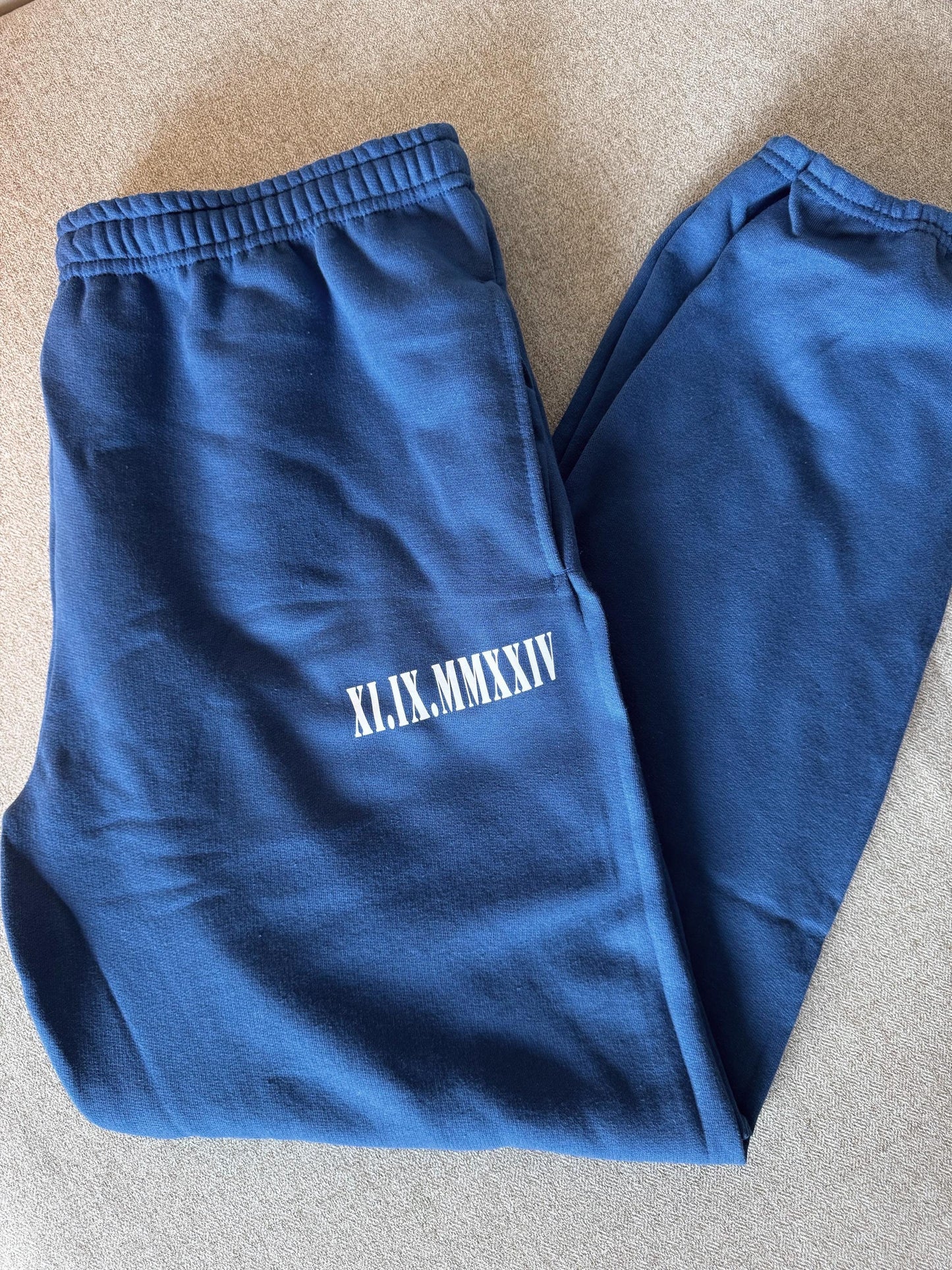 Personalized Lounge Set: Custom Unisex Sweatpants and Crewneck
