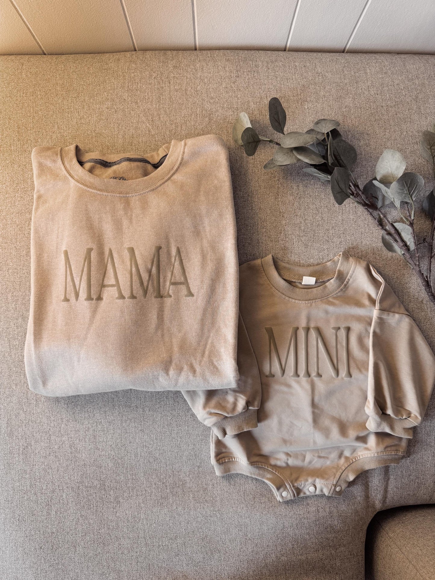 Personalized Mommy and Me Matching Puff Vinyl Apparel / Crewneck, Bubble Romper, Mama, Mini, Custom, Neutral, Sleeve Customization
