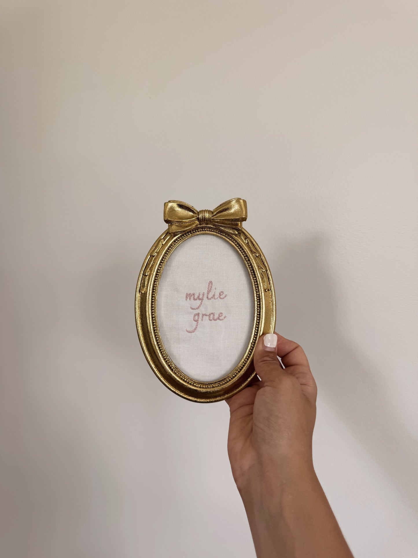 Personalized Embroidered Birth Announcement Hoop, Milestone Photo Prop