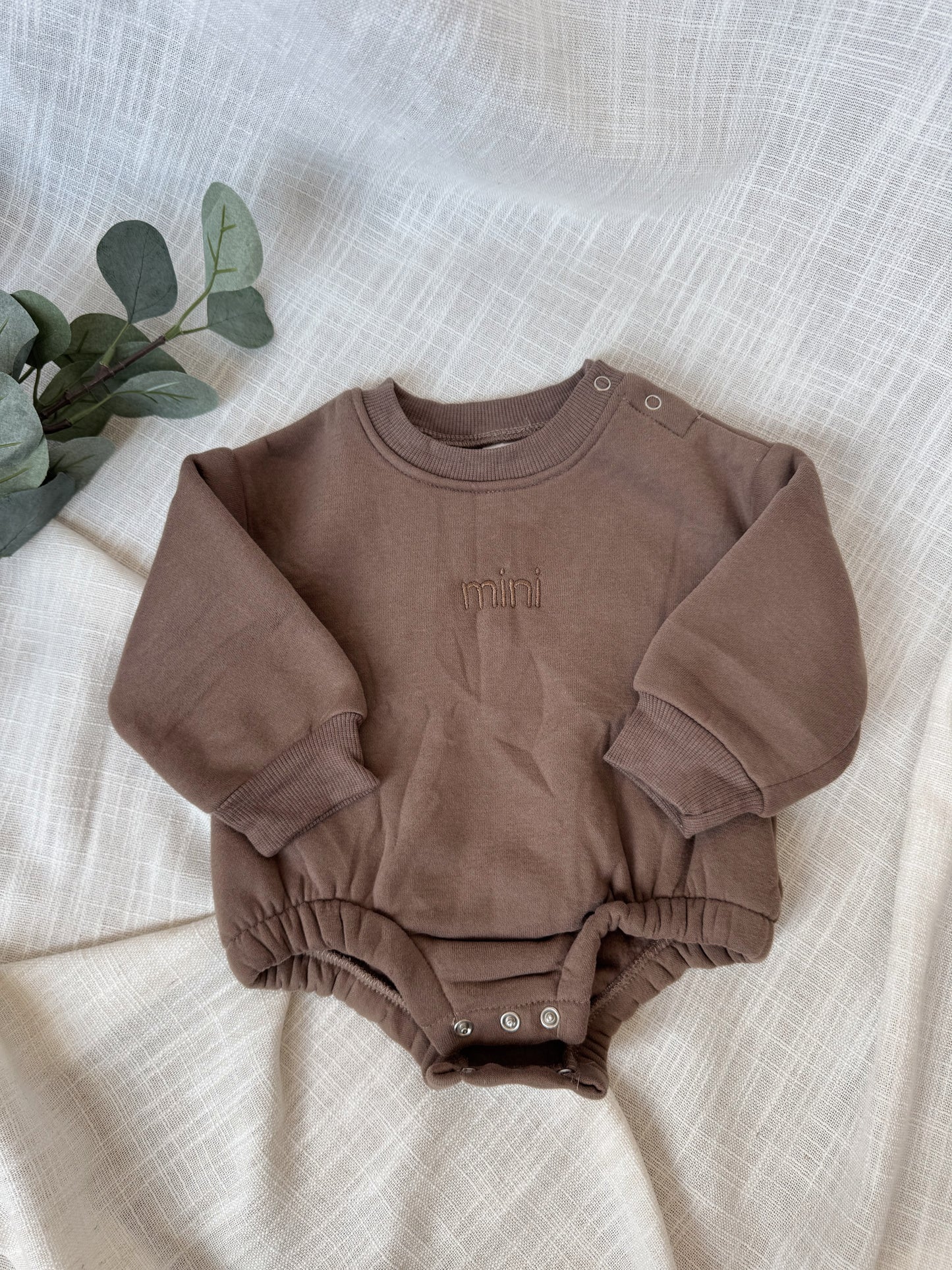 Personalized Mommy and Me Matching Embroidered Apparel / Crewneck, Bubble Romper, Mama, Mini, Custom, Neutral, Sleeve Customization