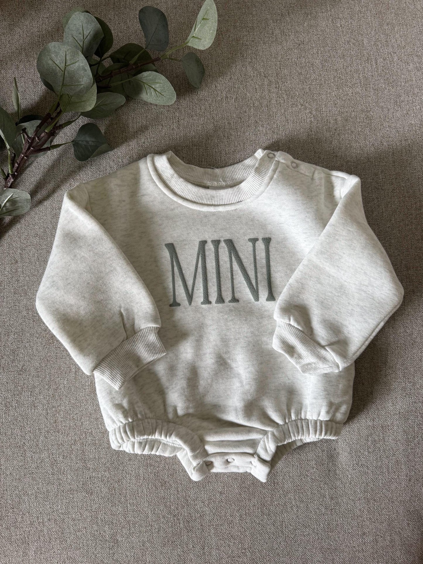 Personalized Mommy and Me Matching Puff Vinyl Apparel / Crewneck, Bubble Romper, Mama, Mini, Custom, Neutral, Sleeve Customization